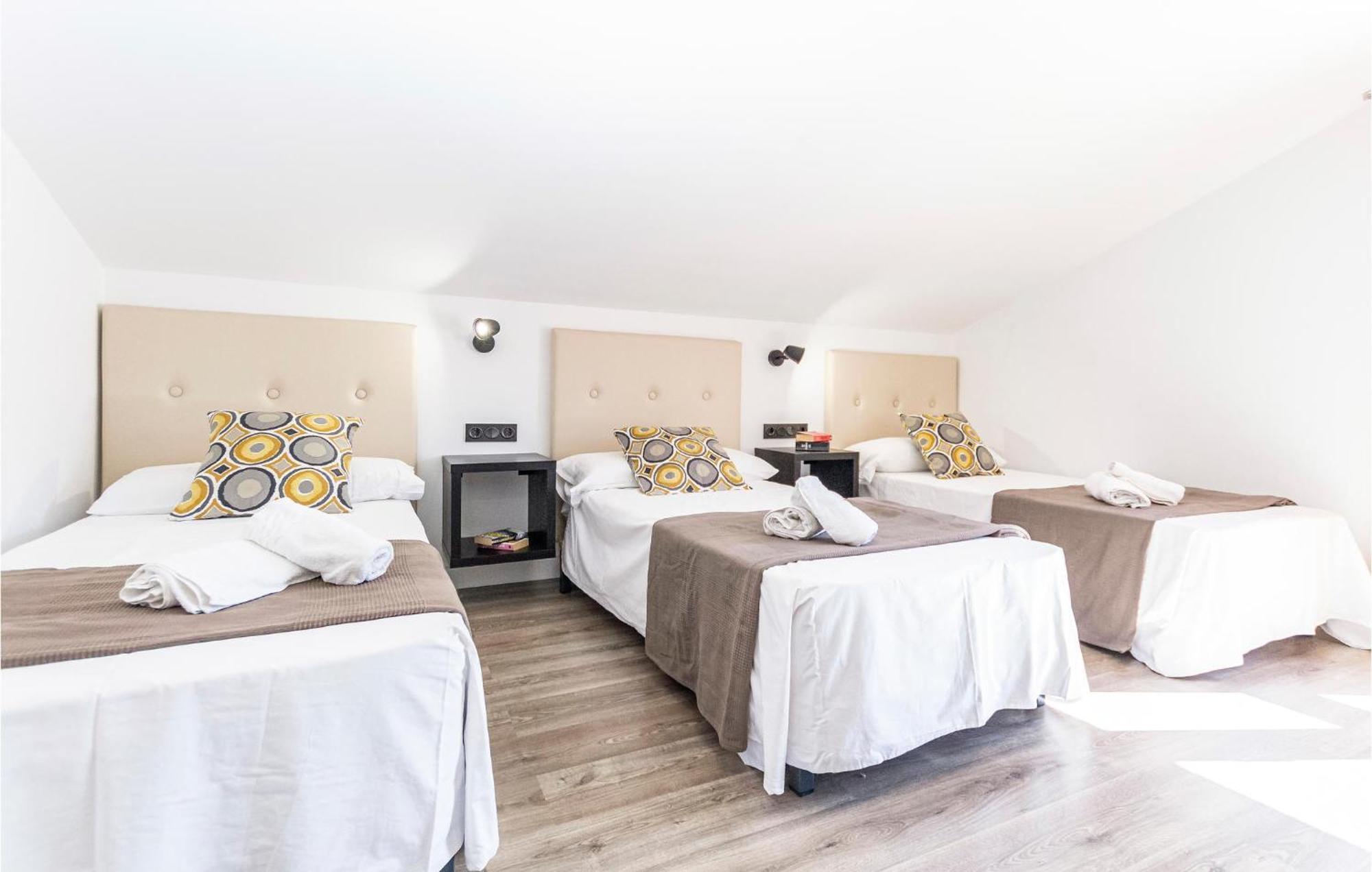Beautiful In With Kitchen Malaga